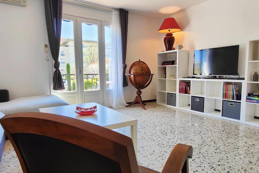 A 200 M De La Frejus