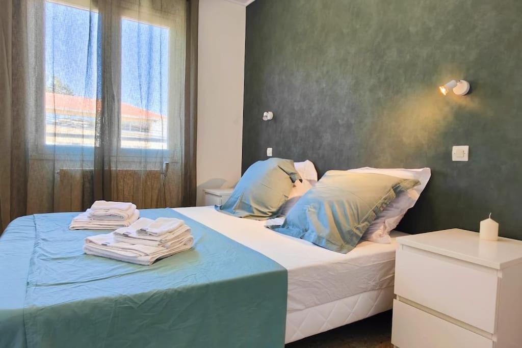 Villa A 200 M De La *